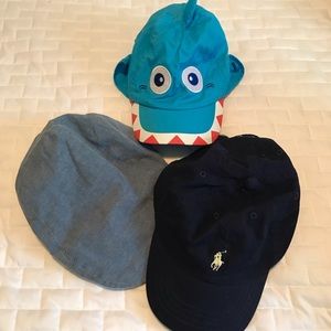 Set of 3 hats, all adorable!